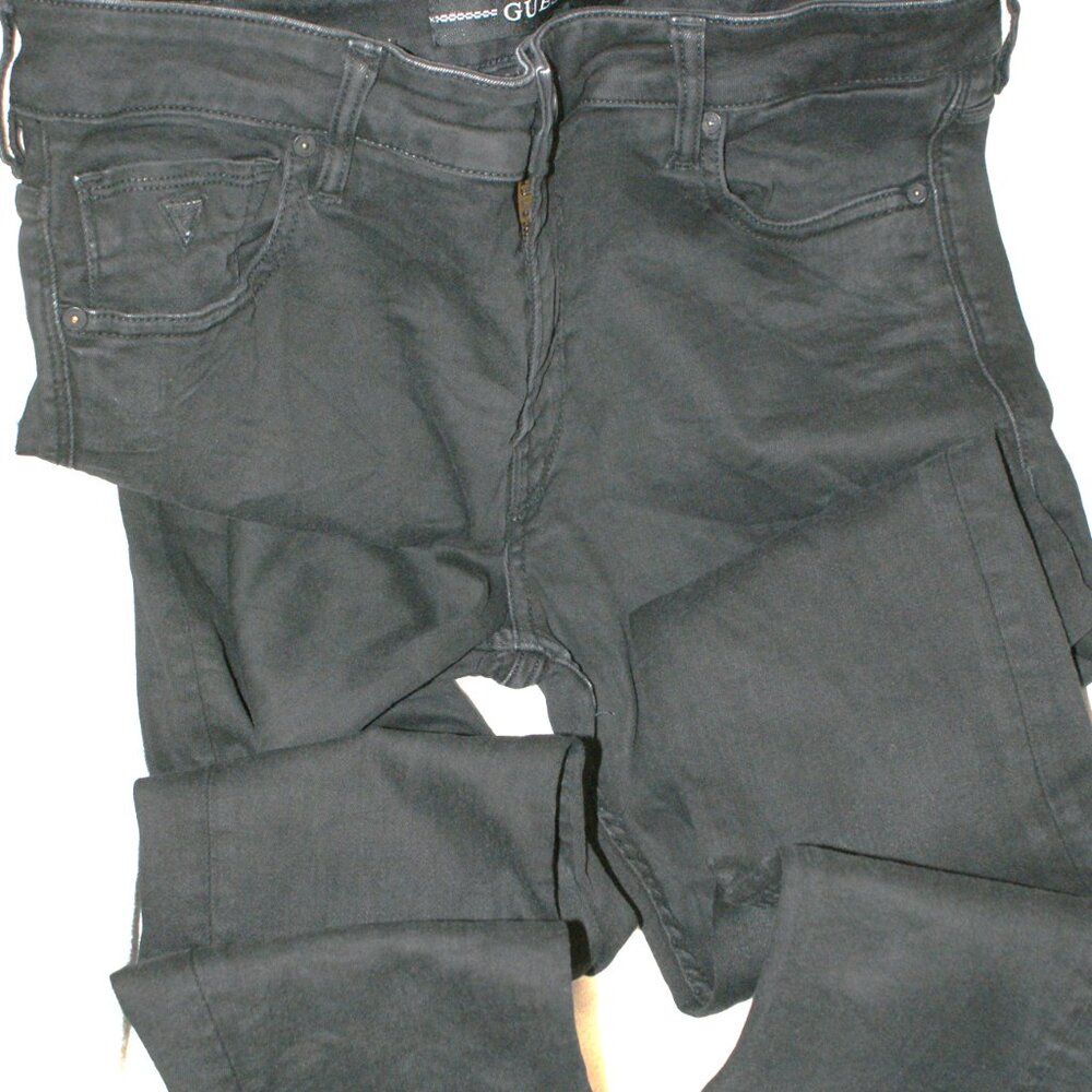 Black Skinny Jeans by GUESS Size 33 x 32